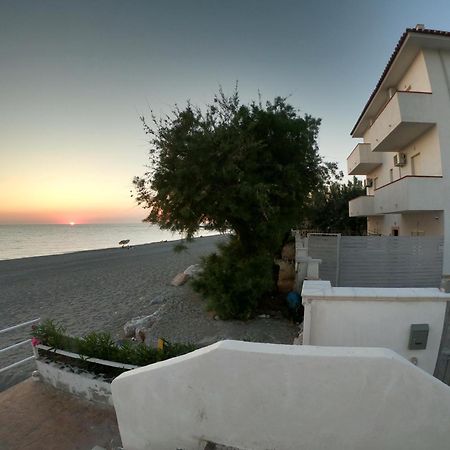קמפורה סן ג'ובאני Rivamare Campora Casa Vacanze מראה חיצוני תמונה
