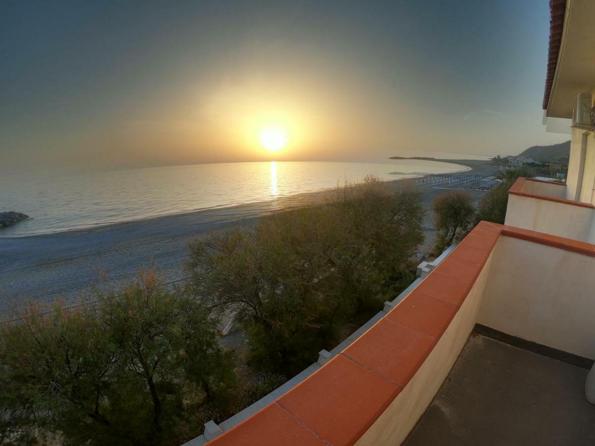 קמפורה סן ג'ובאני Rivamare Campora Casa Vacanze מראה חיצוני תמונה
